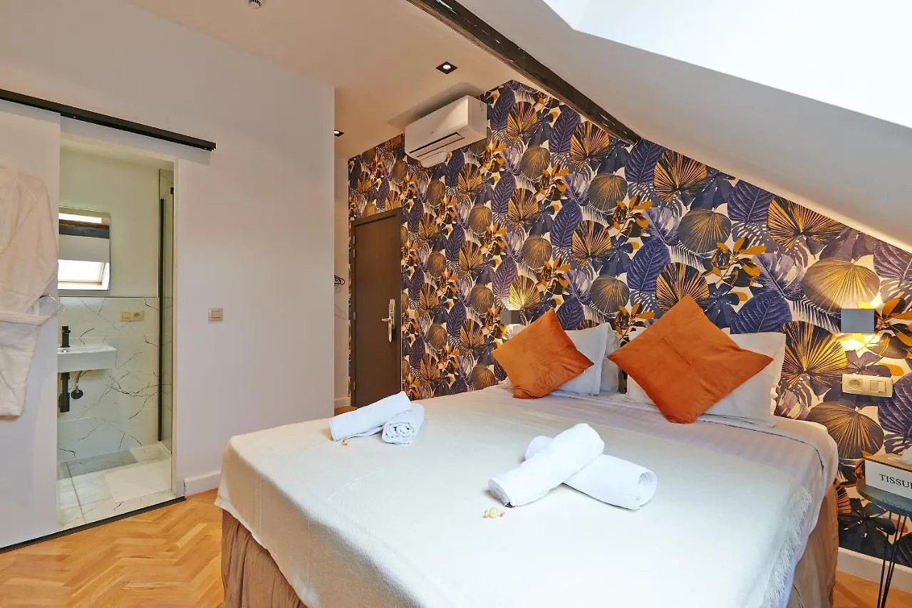Hotel Les Ecrins Brusel 3*,  Belgie